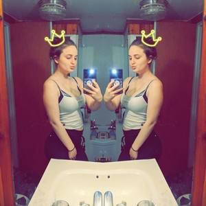 Meet your Posher, Lex